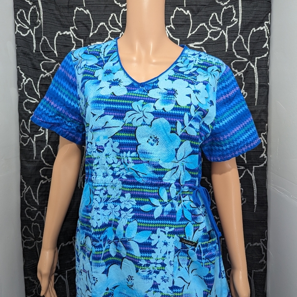 SCRUB SKIRT - Picture 3 of 3